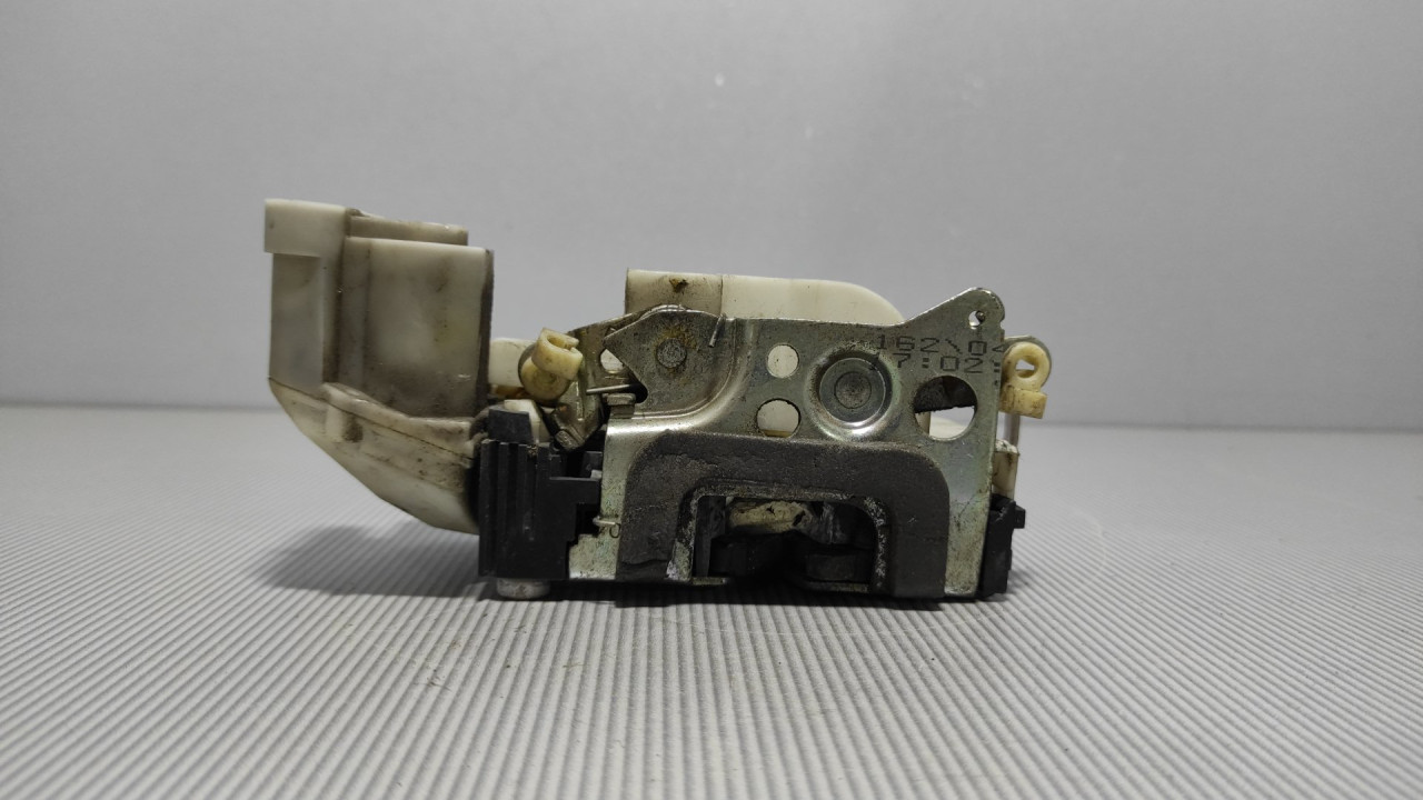 DIJELOVI BRAVA VRATA ALFA ROMEO 147 > 00-05 B792