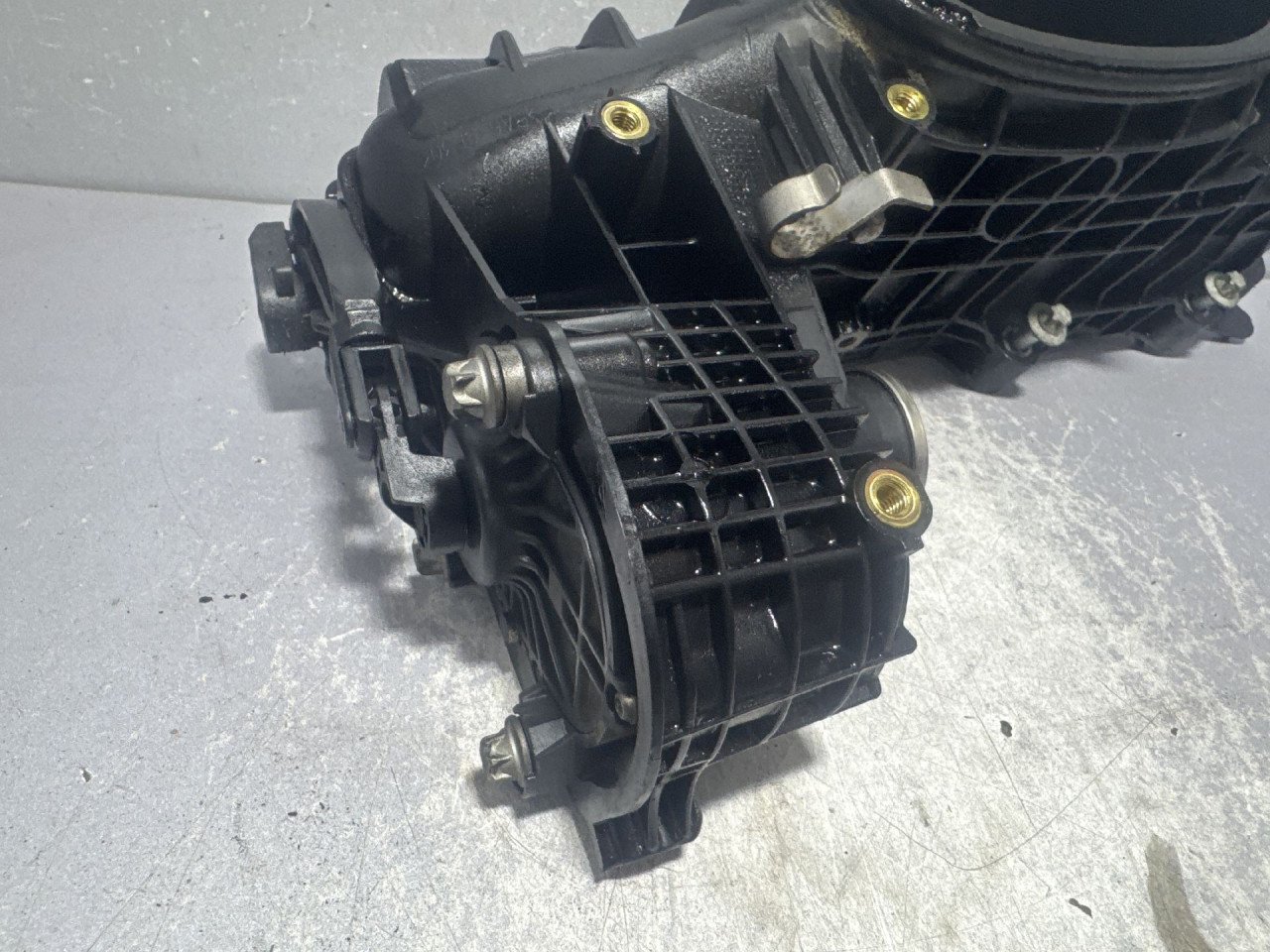 MOTORIC KLAPNE USISNE GRANE MERCEDES GLC (X253) > 16-22