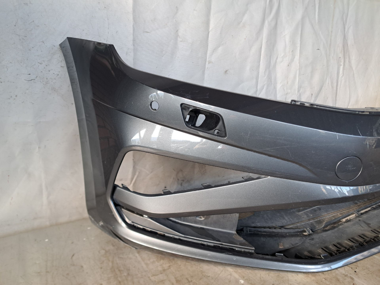 BRANIK VW GOLF 7 FACELIFT > 16-20 510807221M