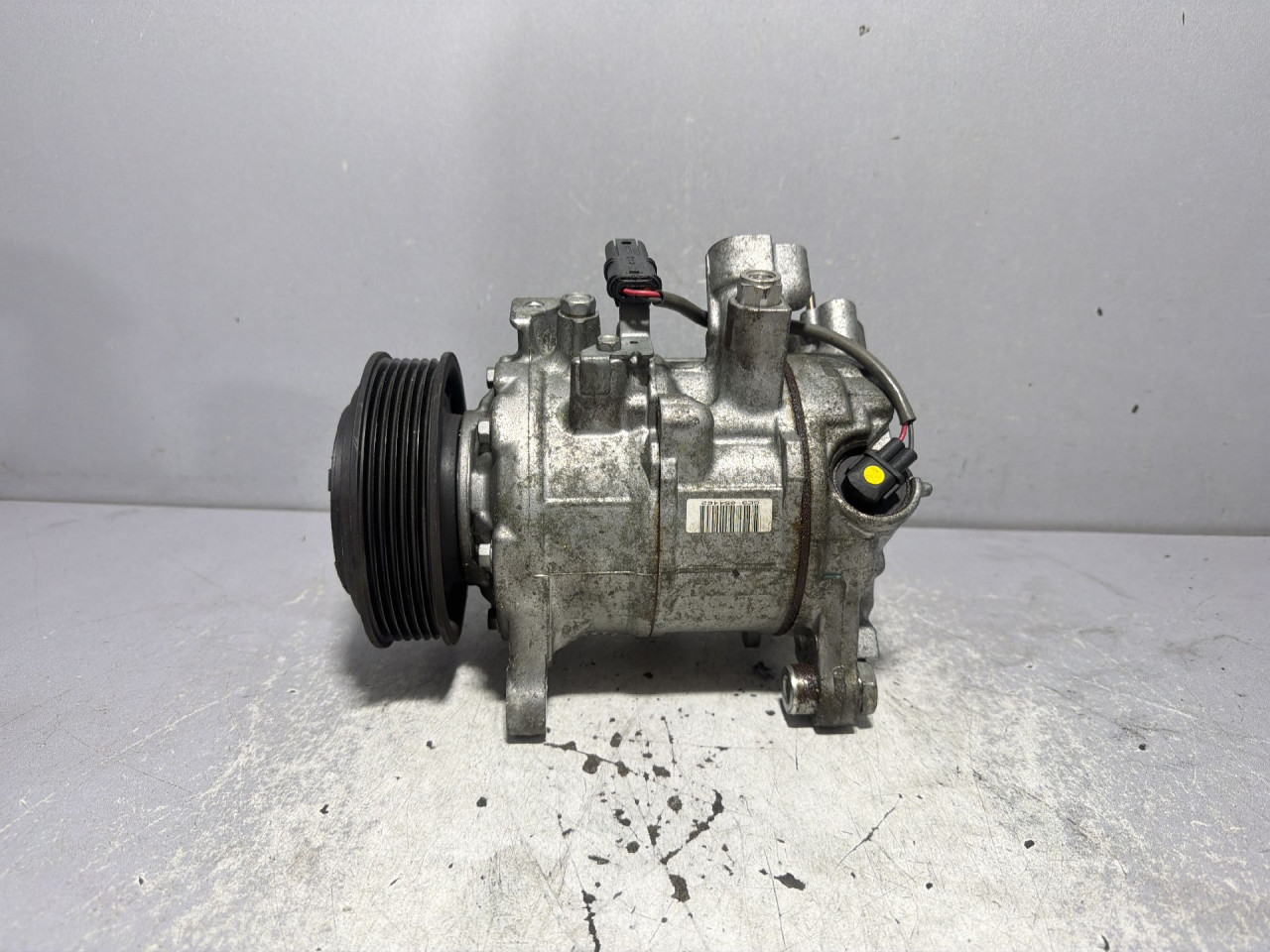 KOMPRESOR KLIME BMW SERIJA 3 (F30/F31) > 15-18 9330831