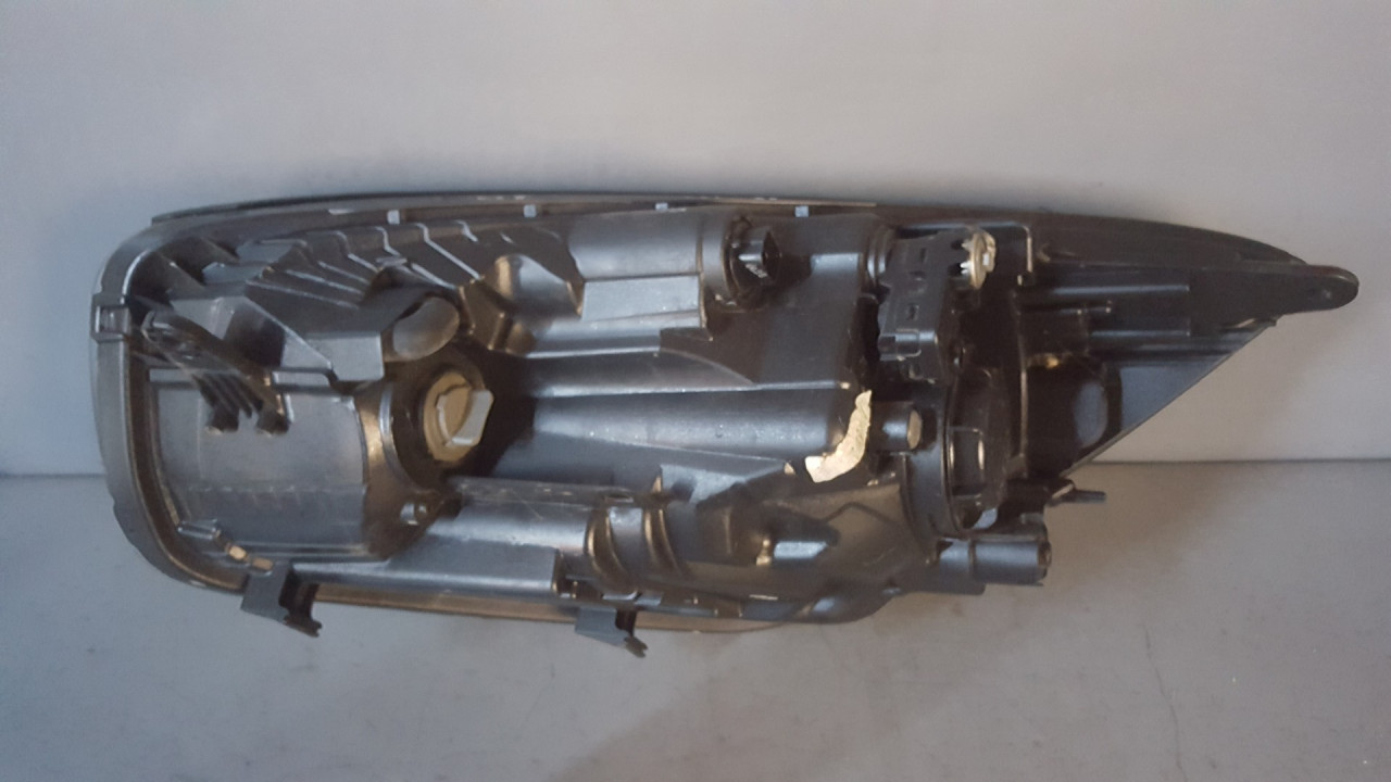 DIJELOVI FAR KIA PICANTO > 11-15 921021Y0