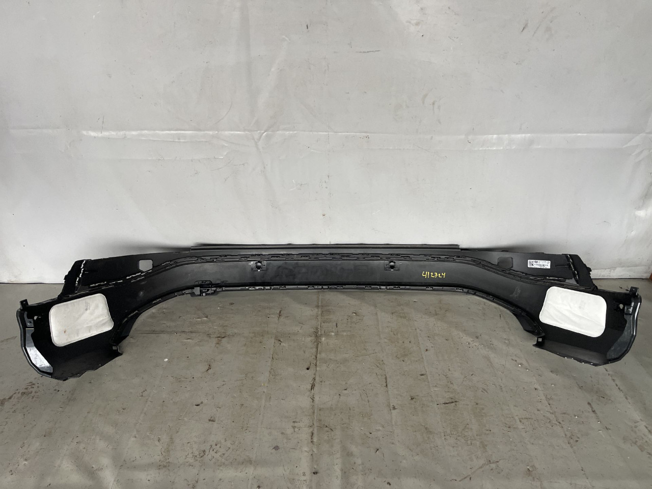 DIJELOVI BRANIK AUDI Q4 > 20- 89A807527C