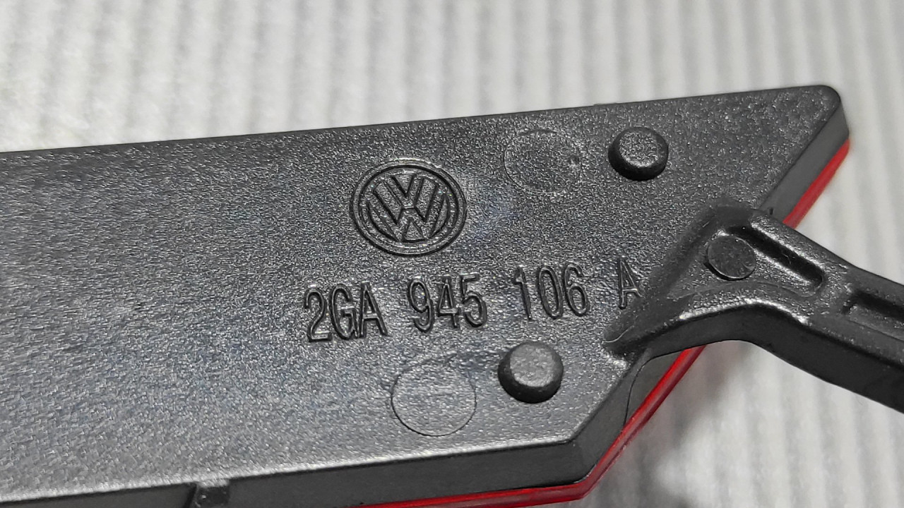 DIJELOVI KATADIOPTER VW T-ROC > 17- 2GA945106A