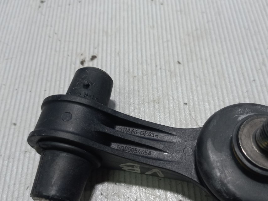 DIJELOVI SPONA VW PASSAT B8 > 14- 5Q0505465C