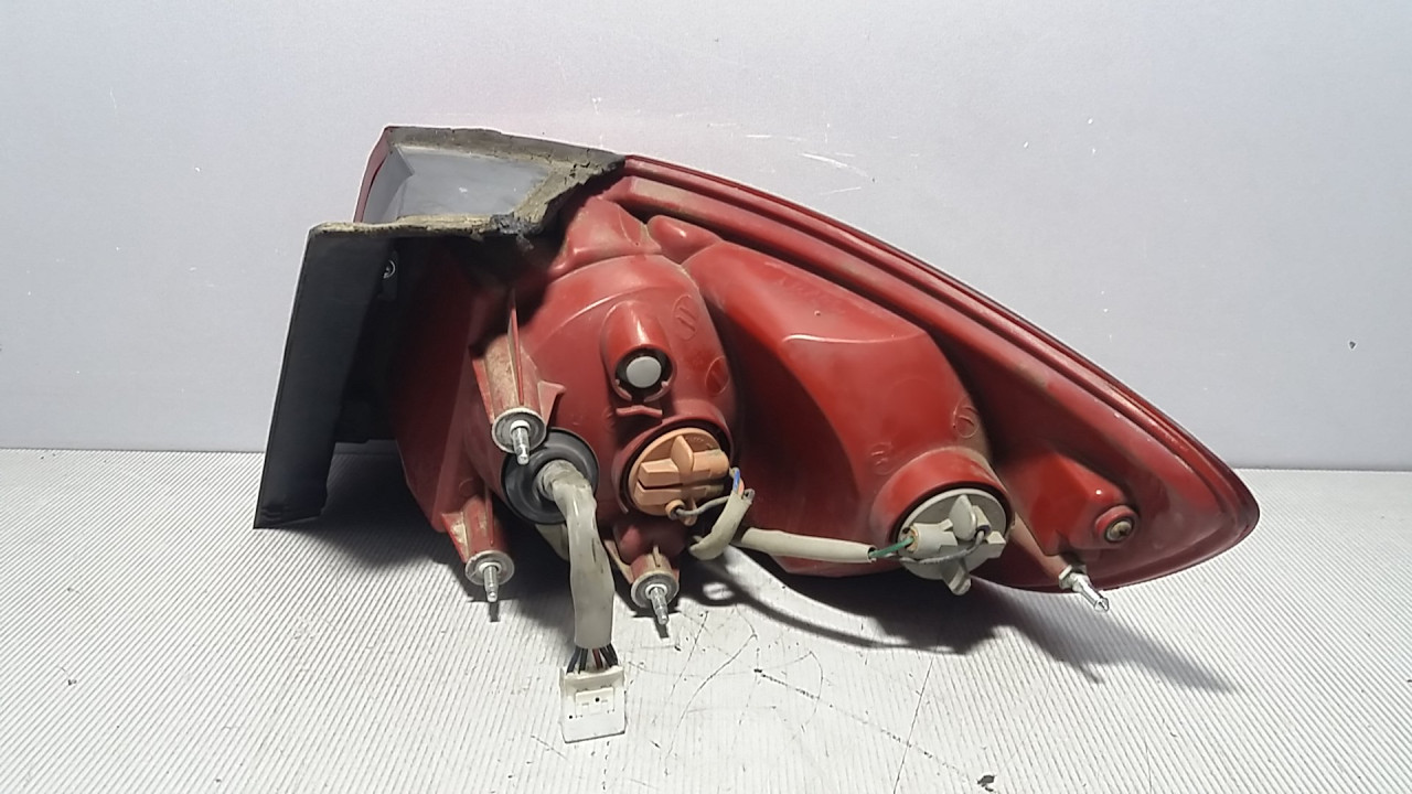 STOP SVJETLO HYUNDAI SANTA FE > 06-09 924012B000