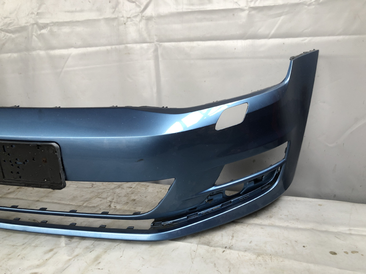 DIJELOVI BRANIK VW GOLF 7 > 12-16 5G0807221