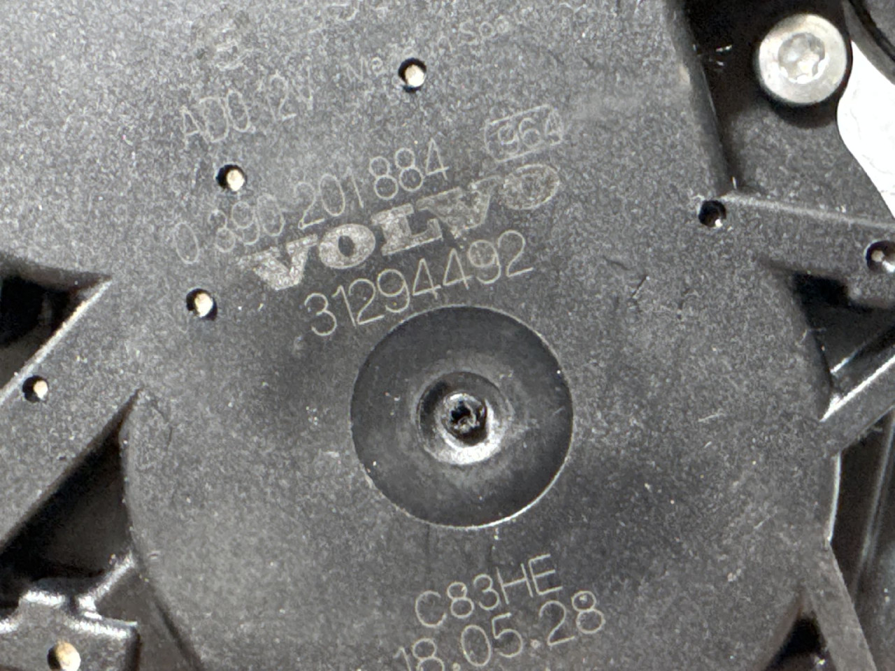 DIJELOVI MOTORIC BRISACA GEPEKA VOLVO V40 > 16- 2.0 31294492
