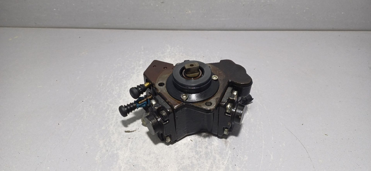 PUMPA VISOKOG PRITISKA OPEL CORSA C > 03-06 0445010157