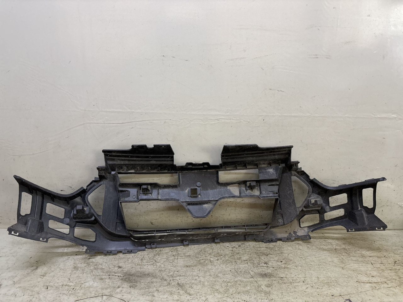 PLASTIKA BRANIKA FORD TRANSIT > 14- JK21-17E778-A