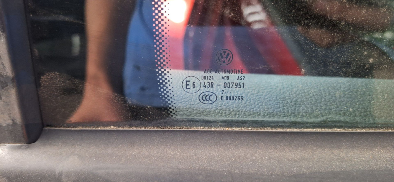 DIJELOVI STAKLO VW TIGUAN > 07-11 2.0
