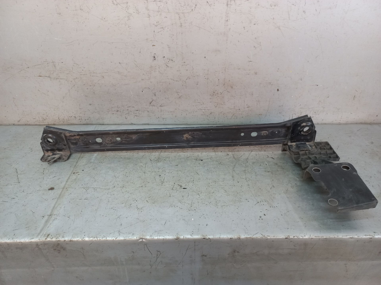 DIJELOVI NOSAC RENAULT FLUENCE > 13-16 625300006R