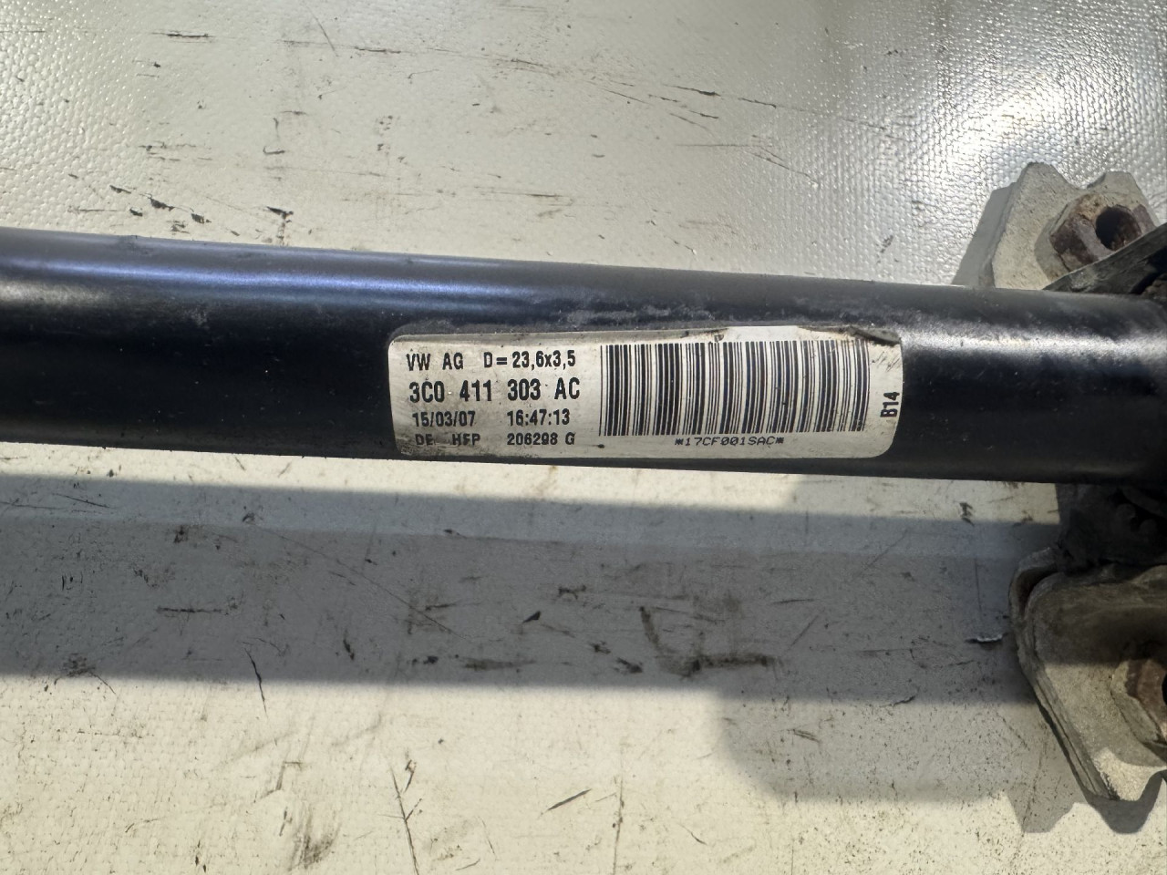 BALANS STANGA VW PASSAT B6 > 05-10 3C0411303AC