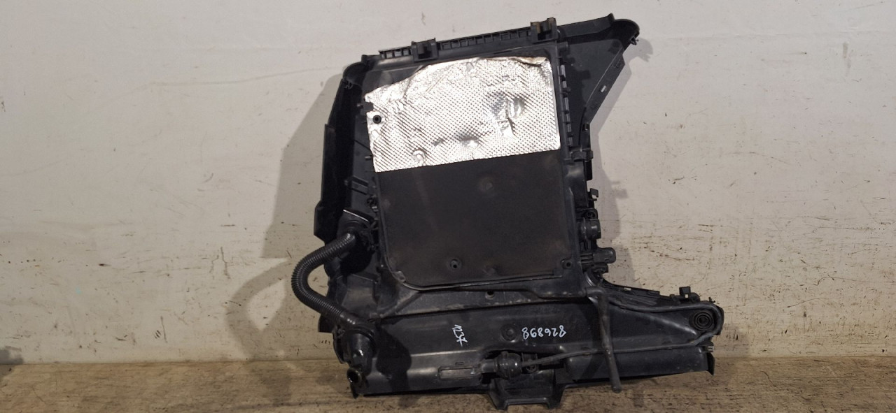 KUCISTE FILTERA ZRAKA AUDI Q7 (4M) > 15-19 4M0133837