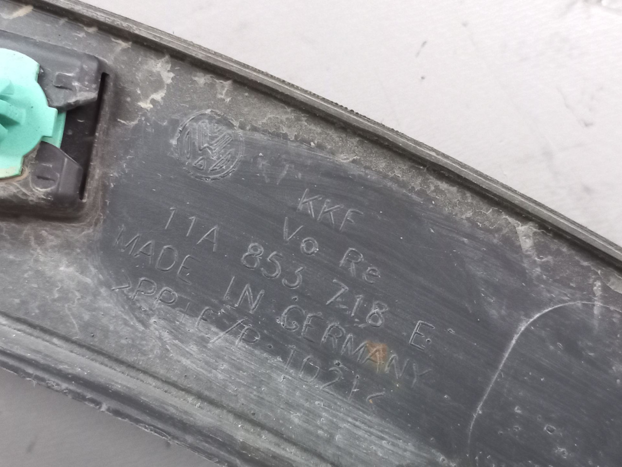 DIJELOVI RUB BLATOBRANA VW ID.4 > 20- 11A853718E