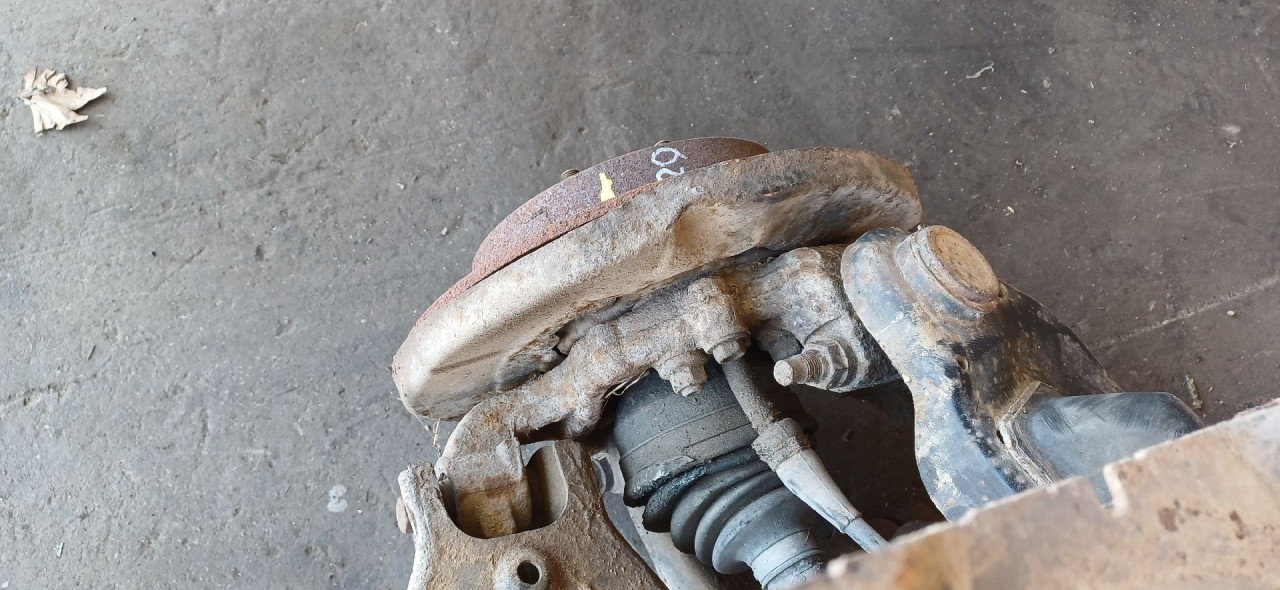DIJELOVI GLAVCINA NISSAN NAVARA PATHFINDER > 05-09 2.5
