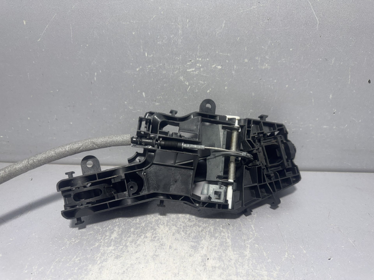 RUCKA VRATA VW PASSAT B8 > 14-19 510837811M