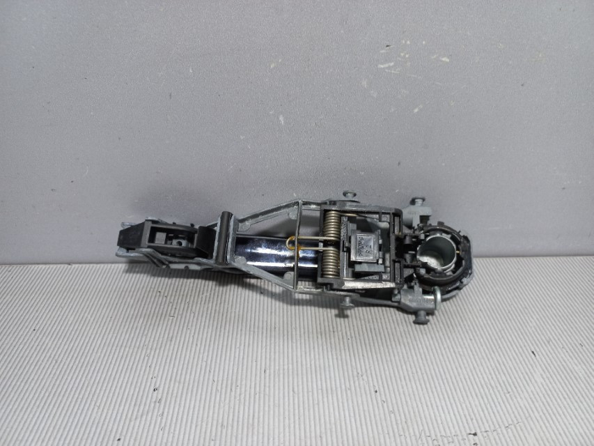 RUCKA VRATA SKODA OCTAVIA > 08-13 5J0837886C