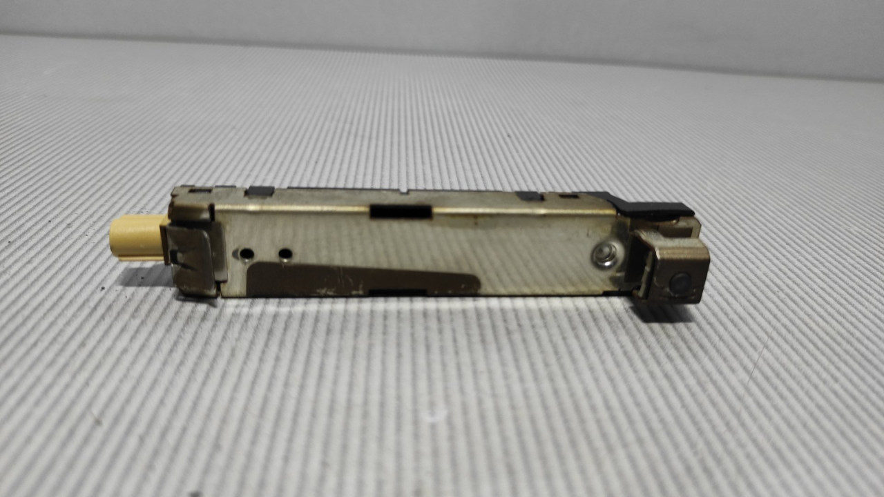 DIJELOVI ANTENA AUDI A6 4K > 18- 4K9035225B