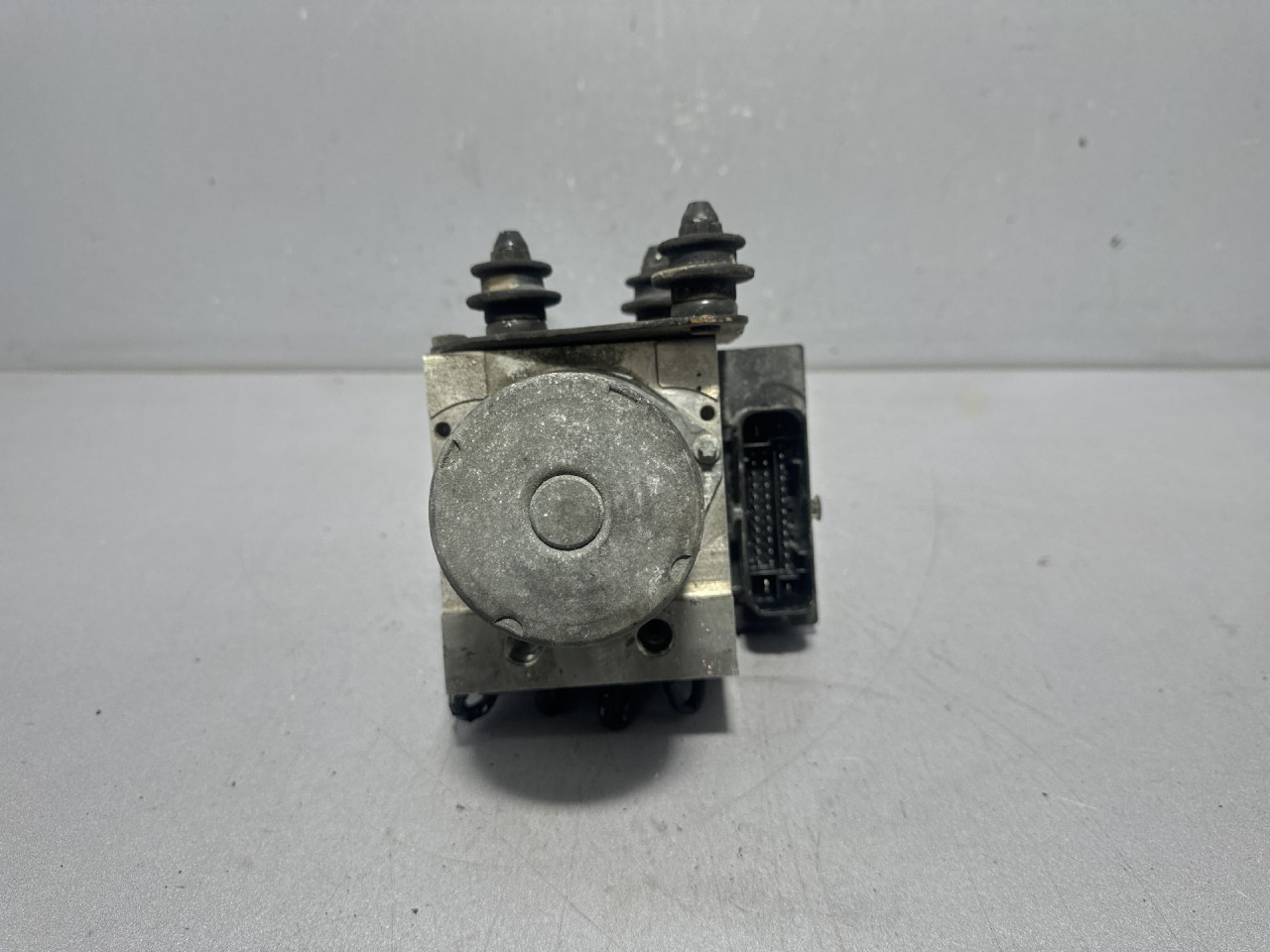 ABS ELEKTRONIKA AUDI Q5 > 08-11 8R0907379L