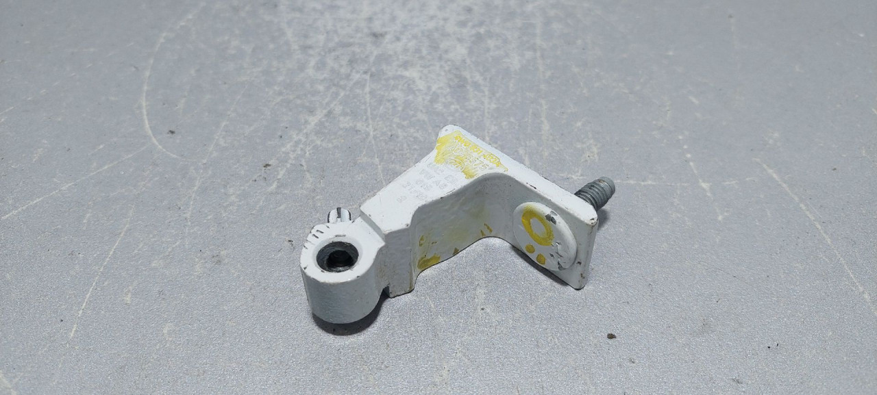 DIJELOVI BAGLAMA AUDI A4 (B9) > 15-18 8W0831403A