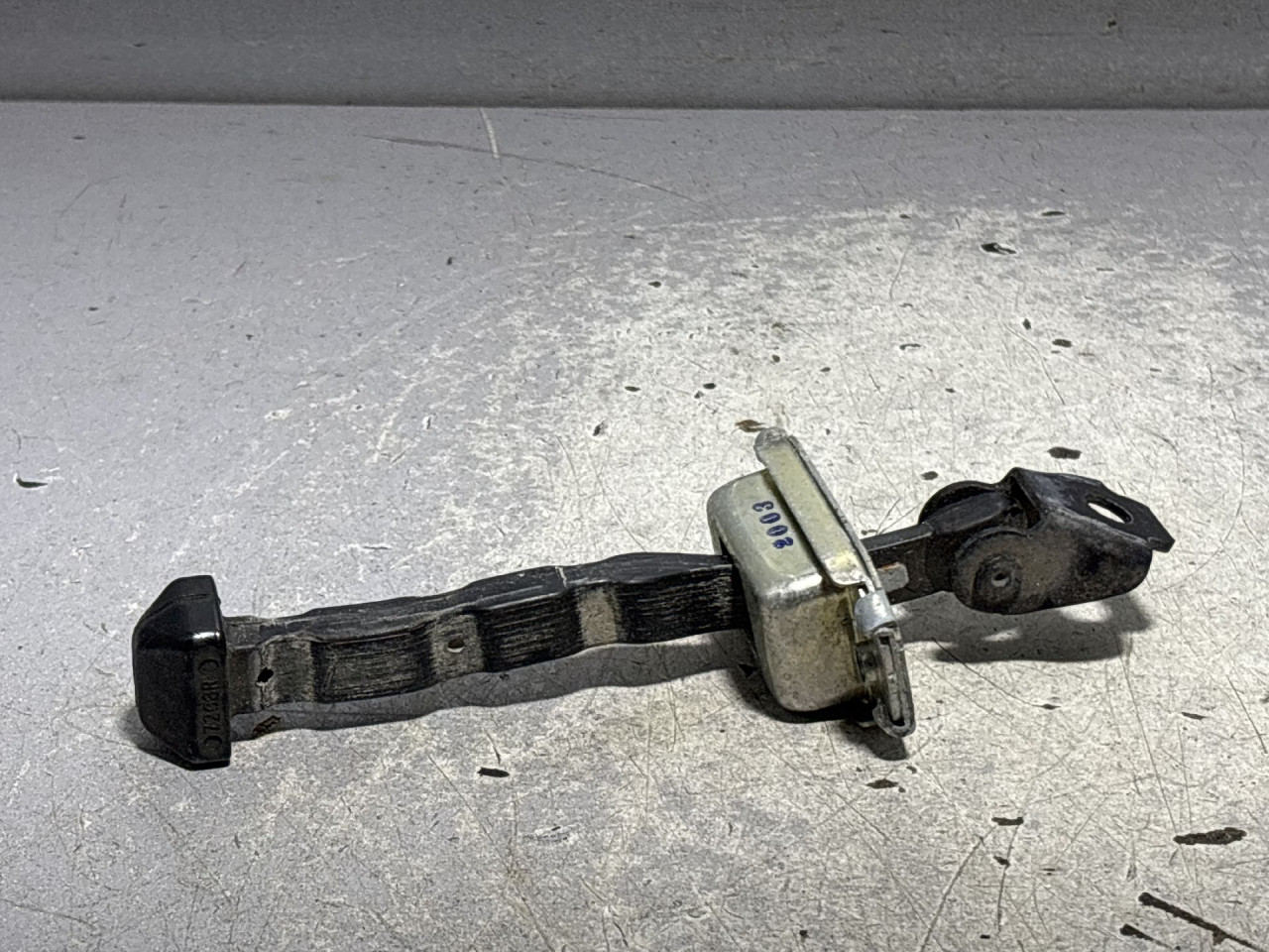 DIJELOVI GRANICNIK VRATA RENAULT MEGANE > 16-20