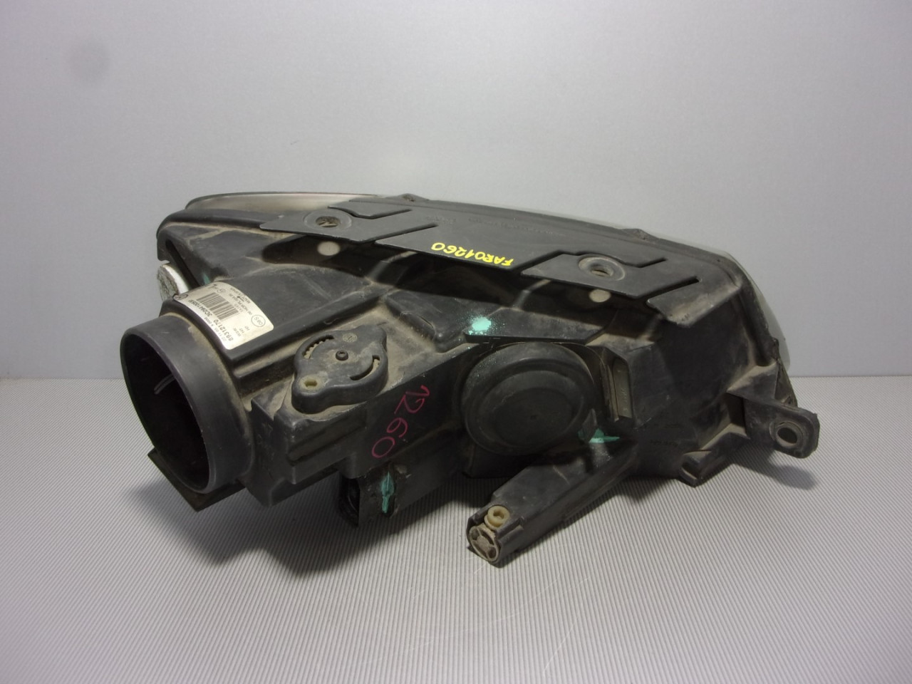 DIJELOVI FAR VW PASSAT B6 > 05-10 3C0941005M