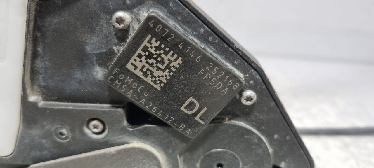 DIJELOVI BRAVA VRATA FORD RANGER > 16- CM5AA26412BA
