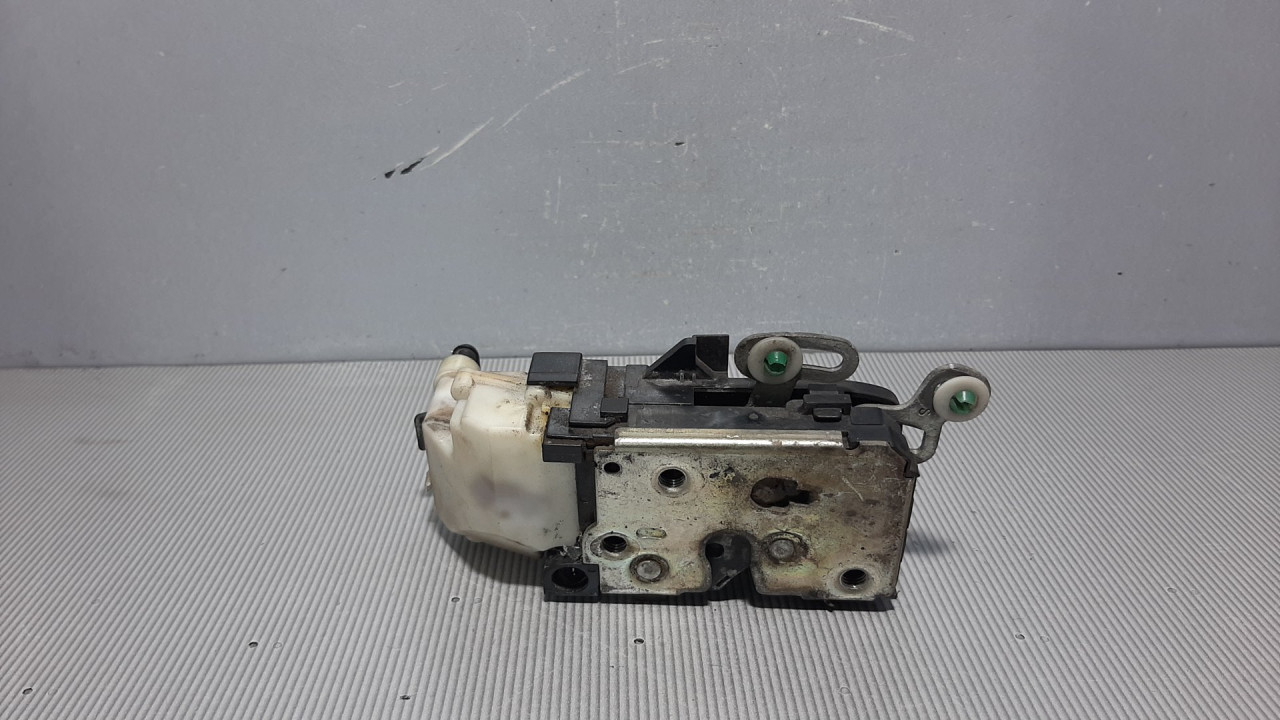DIJELOVI BRAVA VRATA ALFA ROMEO 147 > 00-05 B792