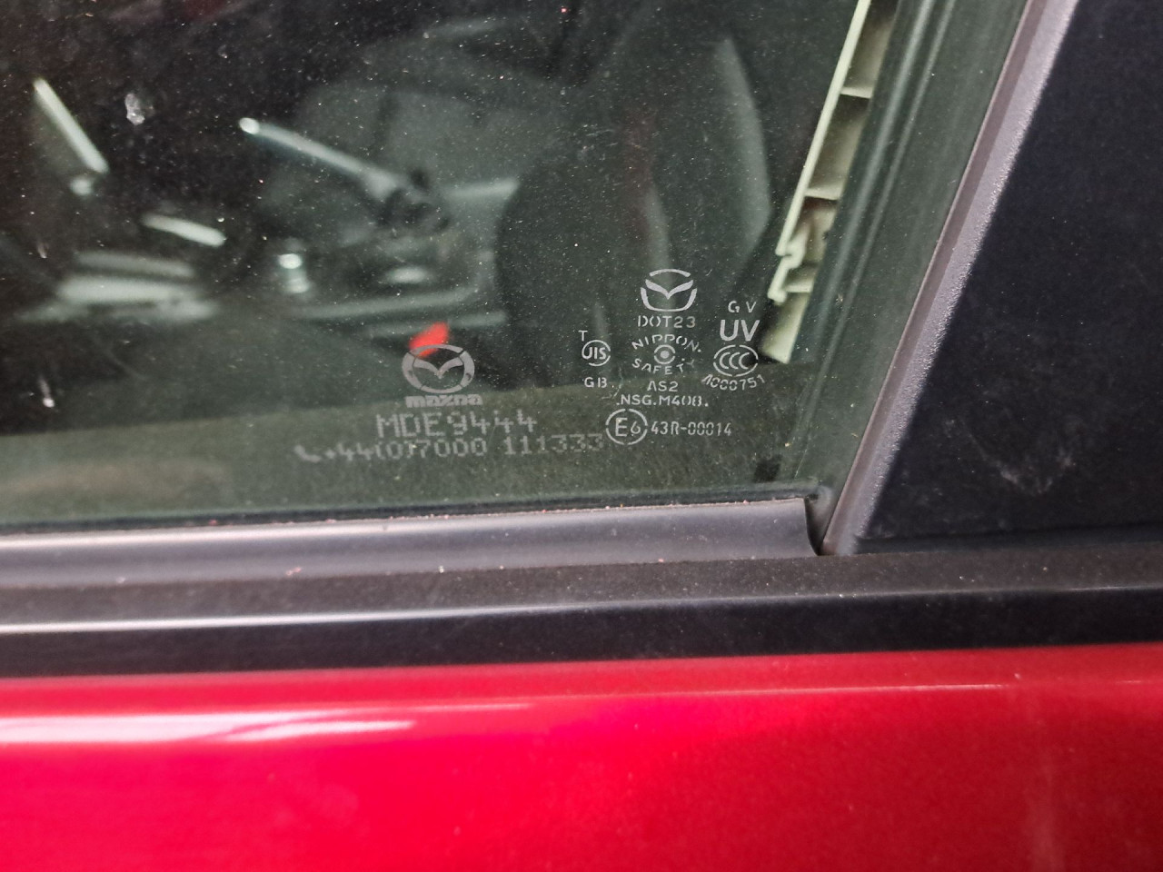 DIJELOVI STAKLO MAZDA CX5 > 12-15
