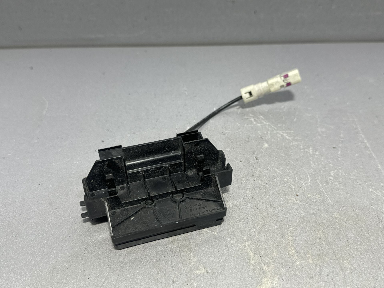 DIJELOVI ANTENA PORSCHE CAYENNE > 17- 971035500