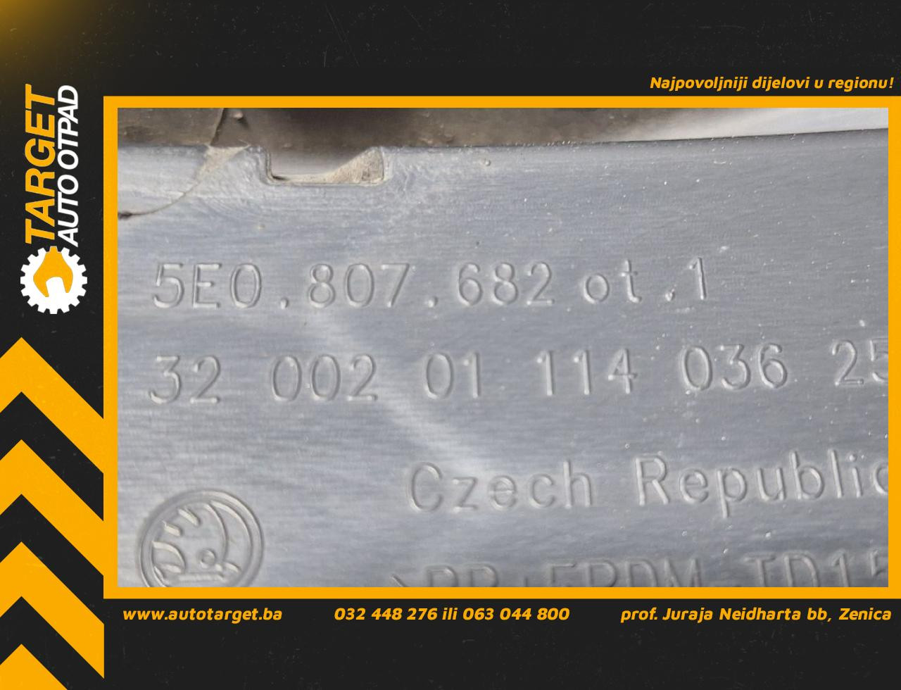 DIJELOVI RESETKA BRANIKA SKODA OCTAVIA > 13-16 5E0807682