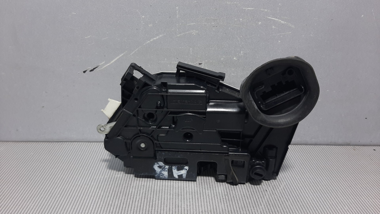 DIJELOVI BRAVA VRATA VW GOLF 6 > 08-12 5K4839016H
