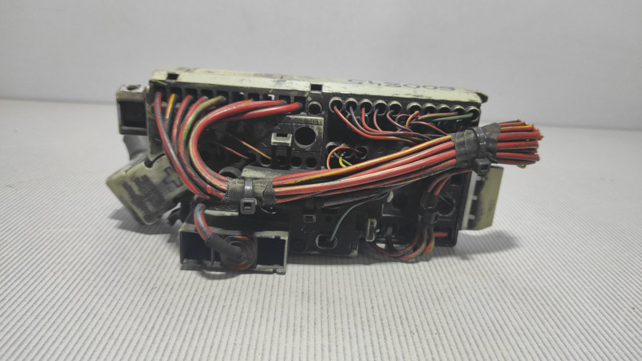 ELEKTRONIKA KUTIJA OSIGURACA BMW X3 (G01) > 17- 6807487-01