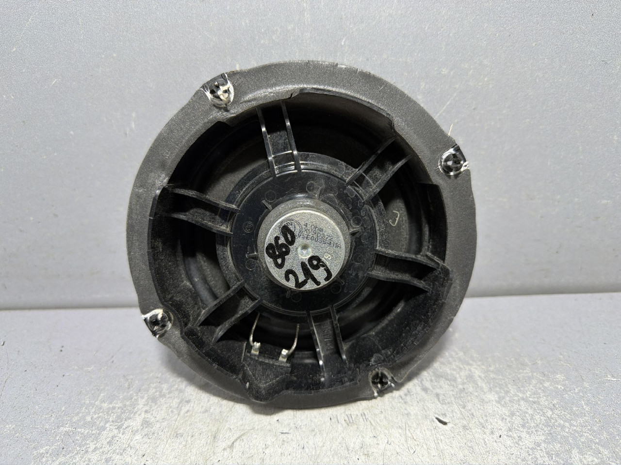 DIJELOVI ZVUCNIK SKODA OCTAVIA > 13-16 1.6 5E0035411A