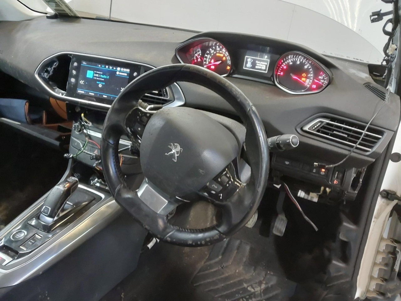 DIJELOVI PEUGEOT 308 SW 1.5 DIZEL 2021 MJENJAC MOTOR YH01 YHY