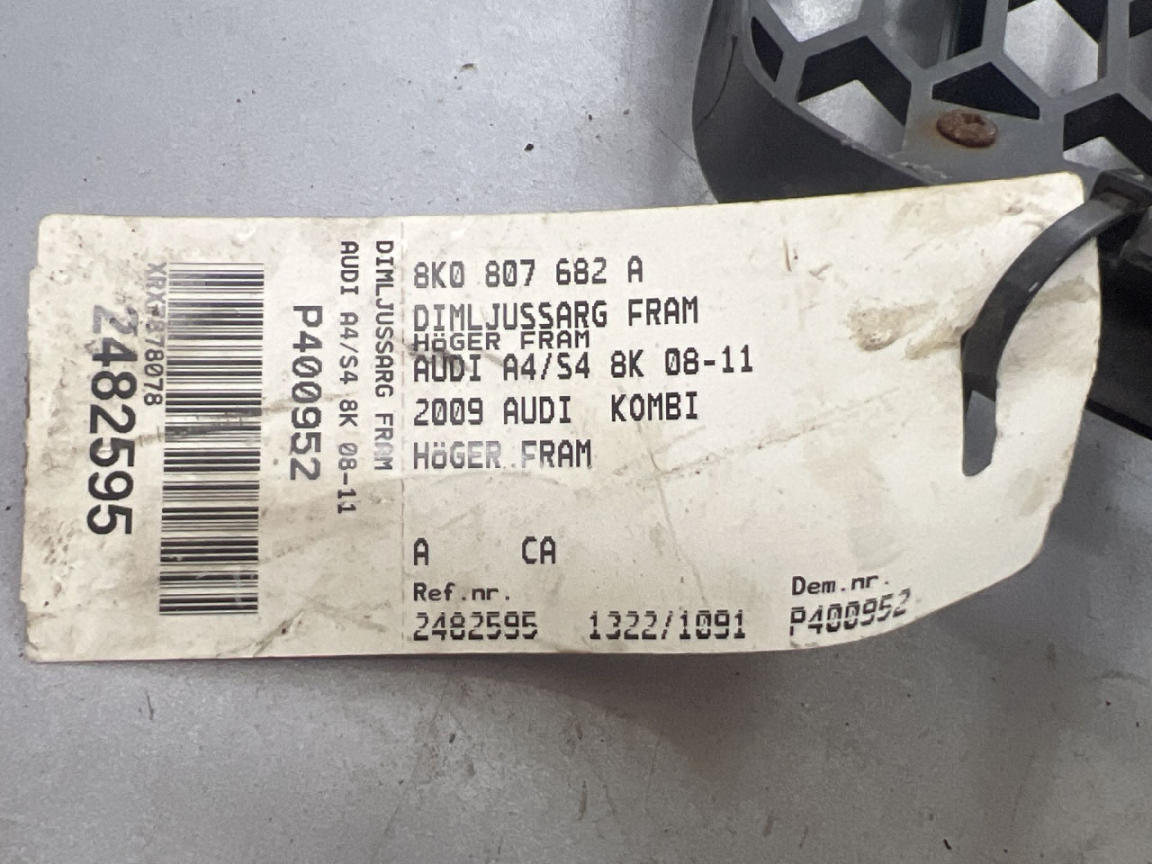 RESETKA BRANIKA AUDI A4 (B8) > 07-11 8K0807682A