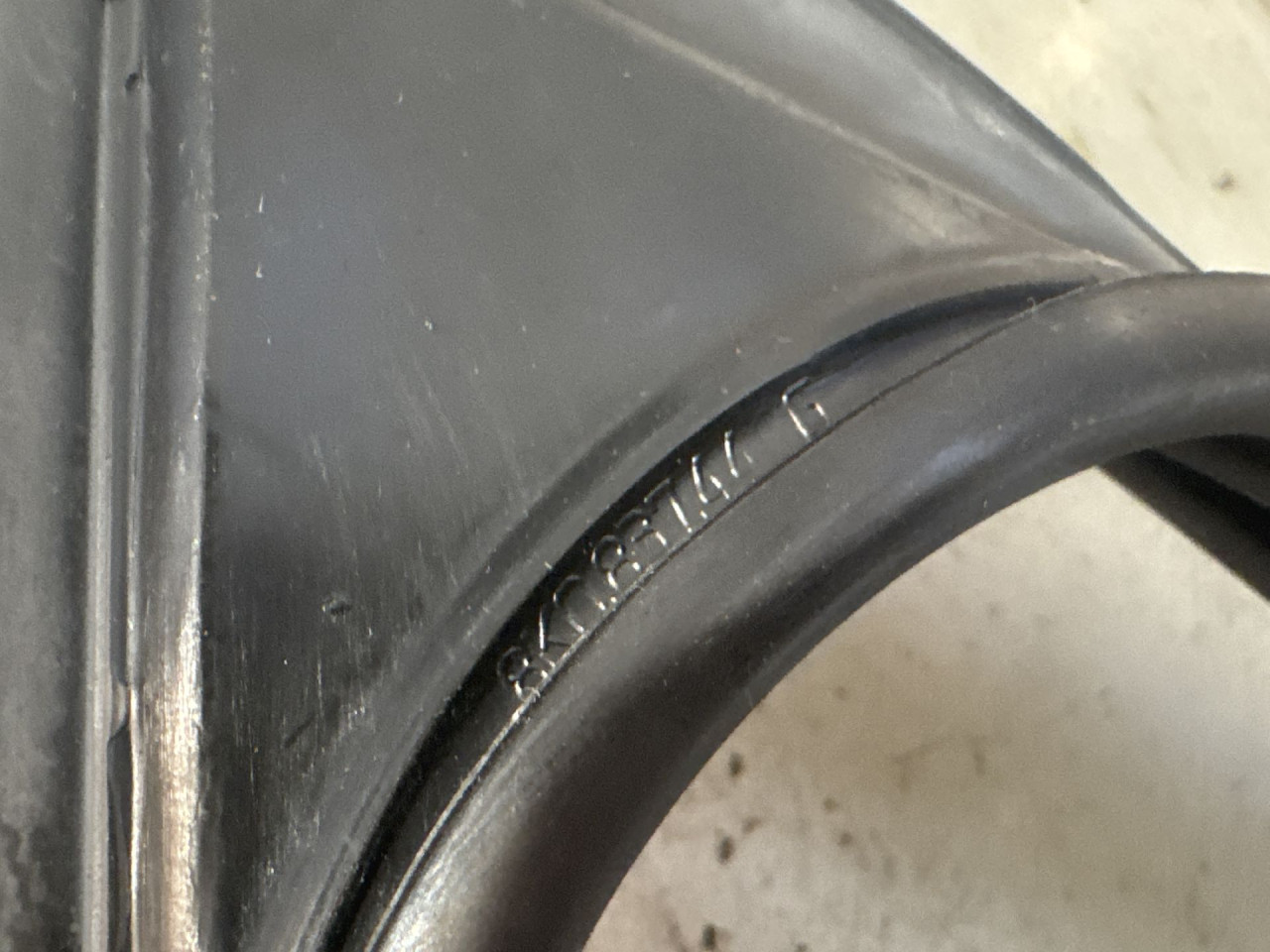 DIJELOVI KEDER AUDI A4 (B8) > 12-15 8K0837440G