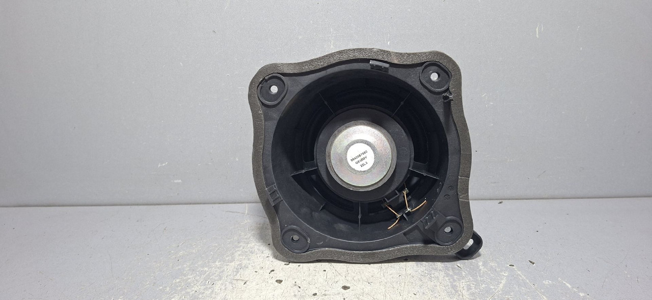 DIJELOVI ZVUCNIK OPEL ASTRA L > 22 -  1.2 9842087880