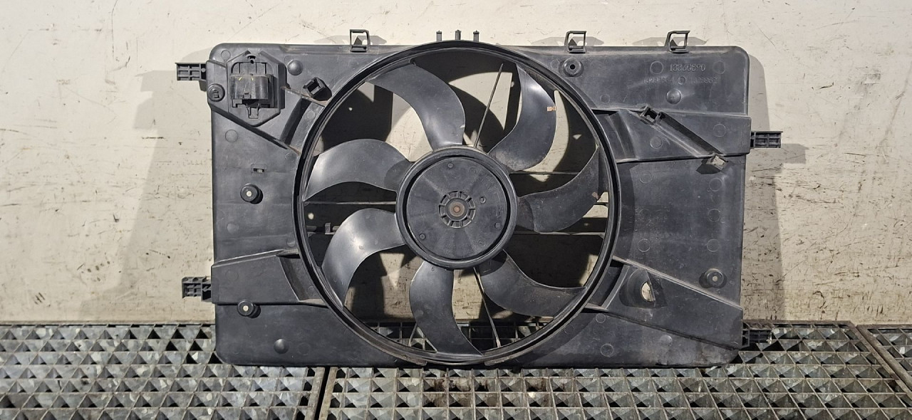 DIJELOVI NOSAC VENTILATORA OPEL ASTRA J > 12-15 2.0 13250341