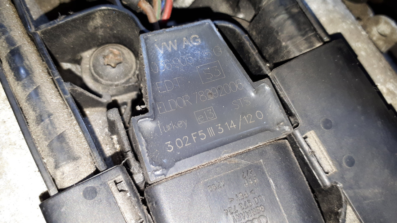 DIJELOVI BOMBINA VW TOURAN > 03-06 036905715G