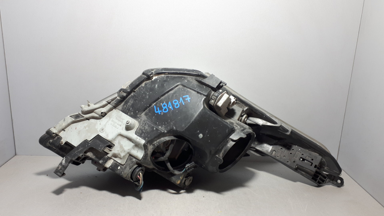 DIJELOVI FAR TOYOTA AVENSIS > 09-11 8116605310