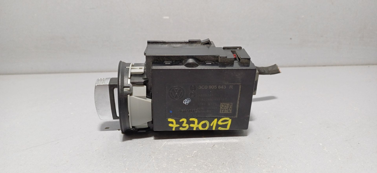 BRAVA PALJENJA VW PASSAT B6 > 05-10 3C0905843R