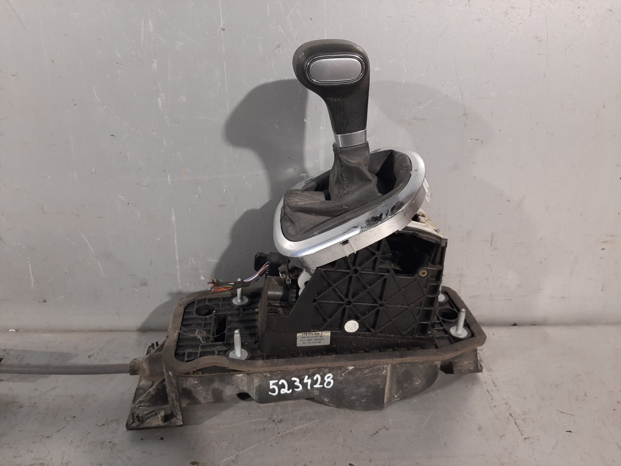 DIJELOVI SALTEBLA VW TOURAN > 10-15 1T2713025