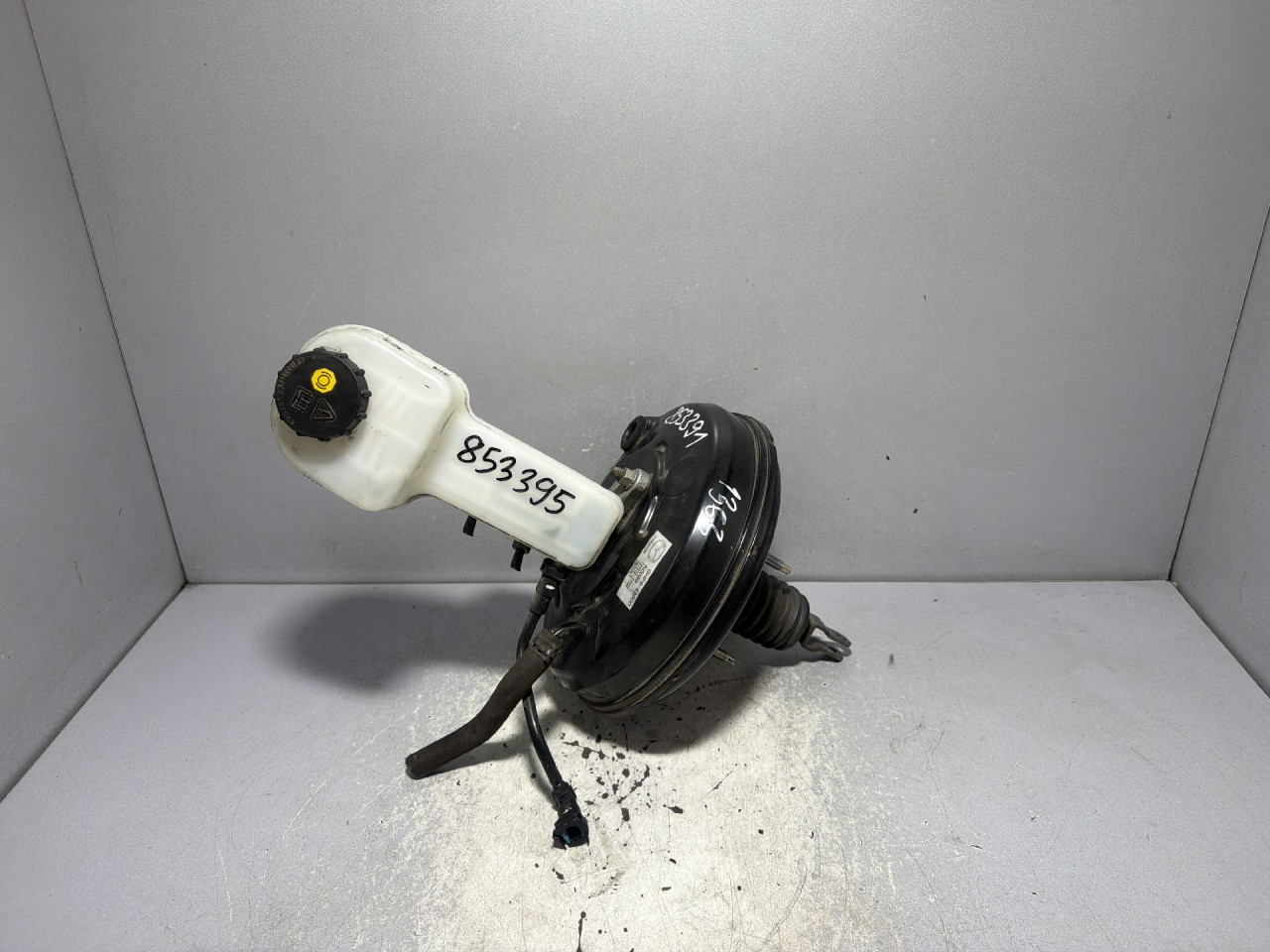 DIJELOVI KOCIONI DOBOS MAZDA 6 > 16-18 GHP943800