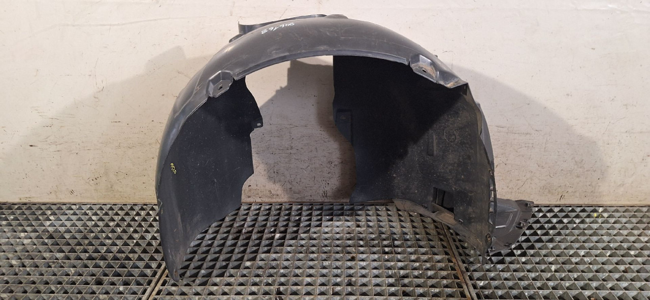 UNUTRASNJI BLATOBRAN AUDI A3 (8V1/8VA) > 12-16 3V0809958