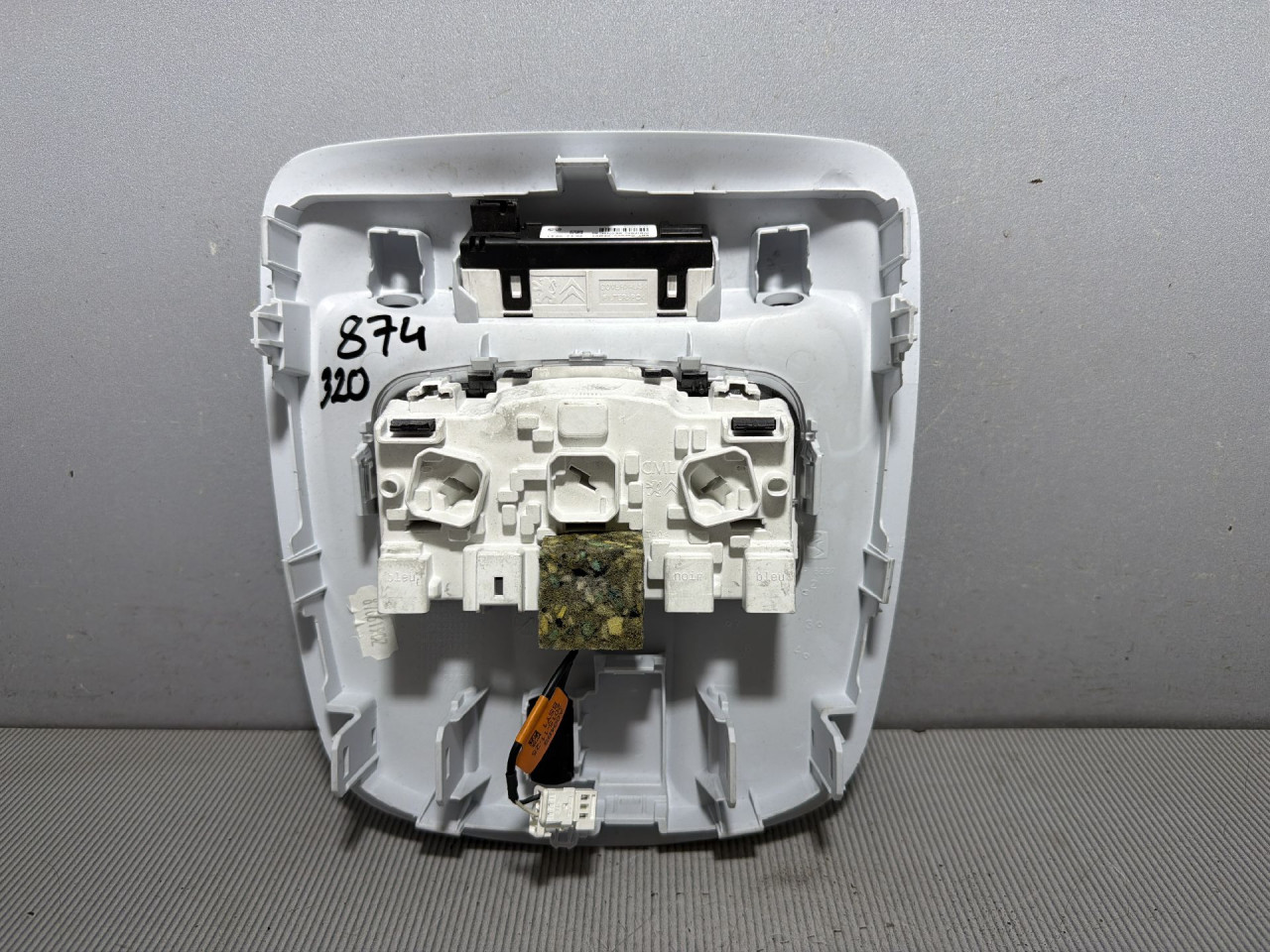 DIJELOVI RASVJETA U KABINI PEUGEOT 308 > 13-17 2.0 9677821577