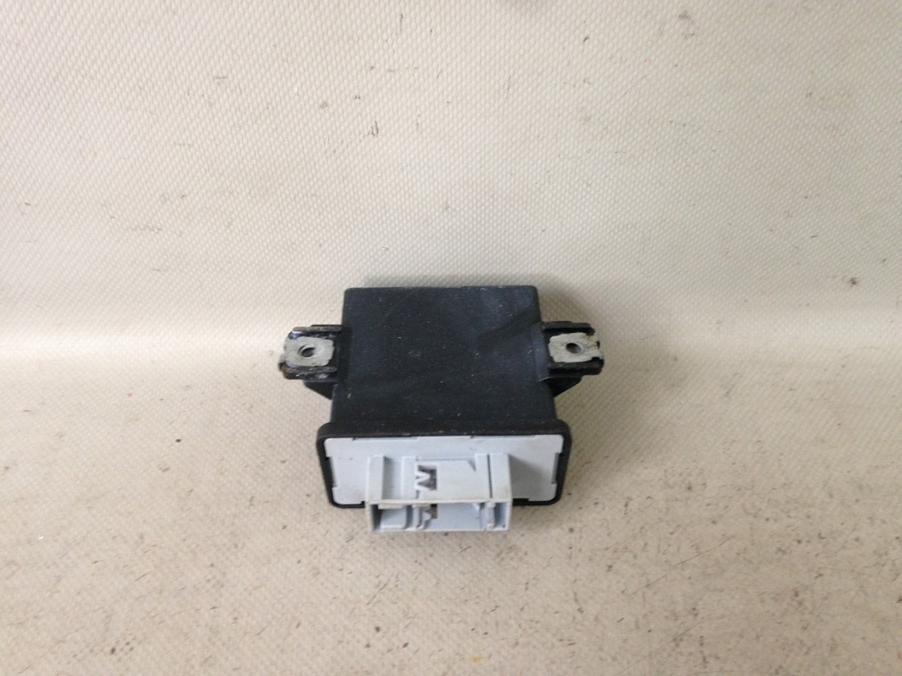DIJELOVI ELEKTRONIKA MODUL VW GOLF 5 > 03-08 1T0907357