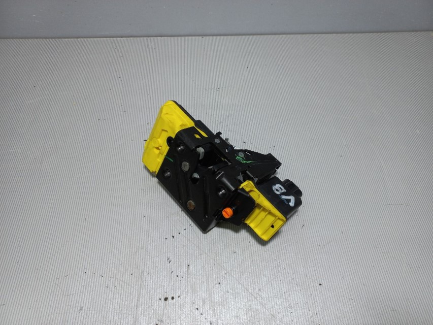 DIJELOVI BRAVA VRATA VOLVO S60 > 05-10 30699754