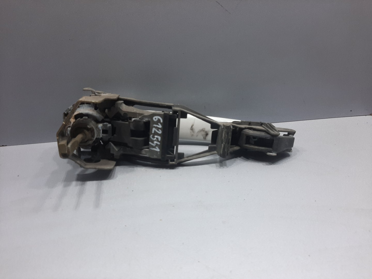 RUCKA VRATA VW PASSAT B5 > 00-05 3B0837207