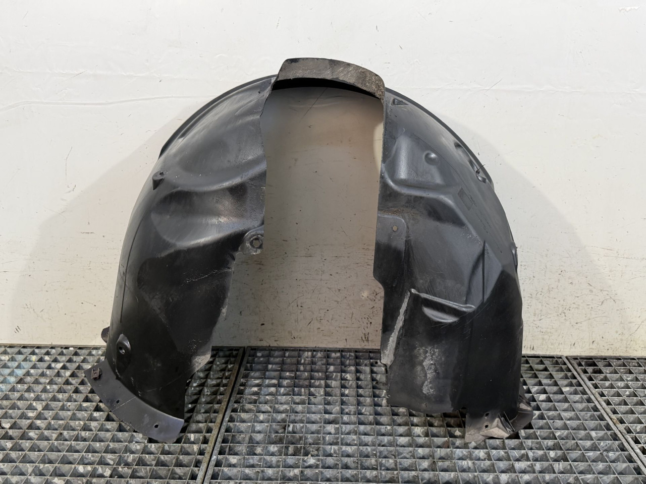 UNUTRASNJI BLATOBRAN FORD MONDEO > 14-19 DS73A16115DG